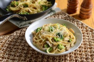 Cheesy-Rotisserie-Chicken-Skillet-Spaghetti-1-HR-scaled-300x199 Cheesy Rotisserie Chicken Skillet Spaghetti 1 HR